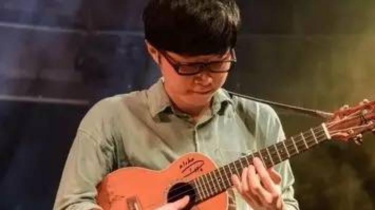 尤克里里指弹入门第一步！| 崔骏尤克里里5